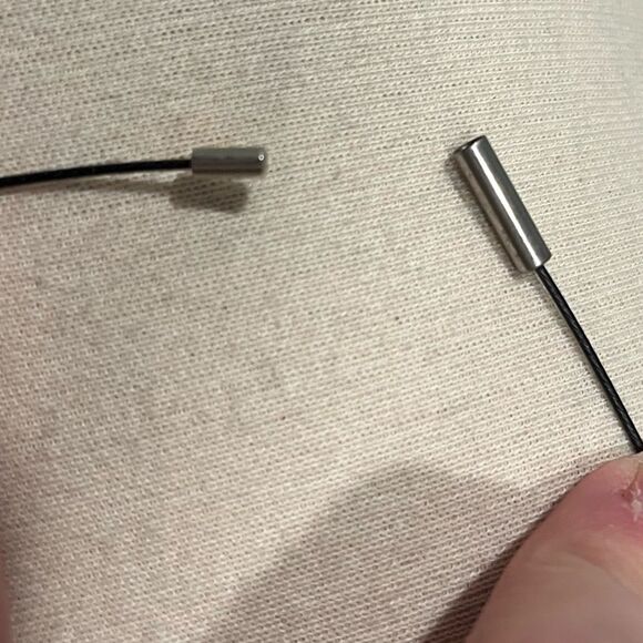 Handmade Hawaiian Fishhook Glass Pendant Necklace Magnetic Clasp - Picture 4 of 4